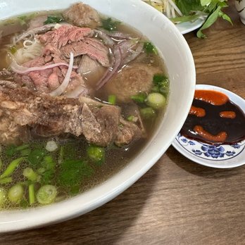 Ba Le Restaurant - Pho Bowl F1. Hu Tieu My Tho - Vietnamese Near Me - Arlington, Texas