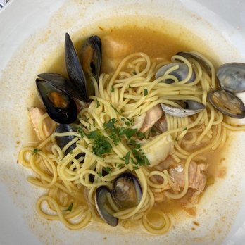 Salt & Pepper - Seafood stew - American Near Me - Tiburon, California Salt & Pepper - Seafood stew - American Near Me - Tiburon, California
