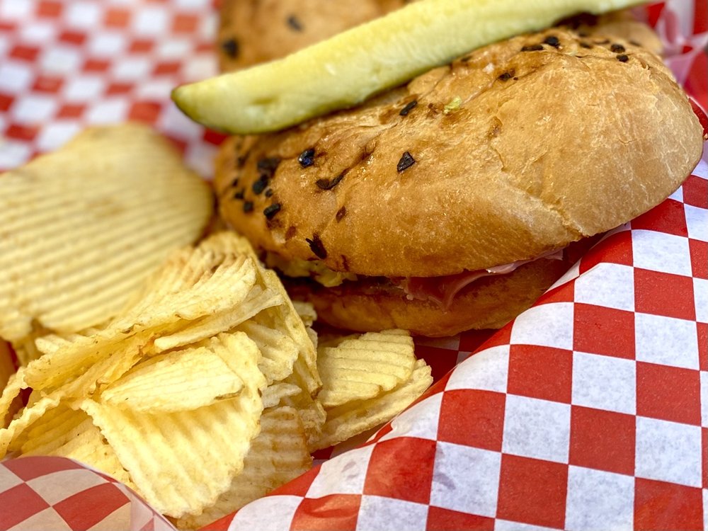 WEINBERGER’S DELI 591 Photos & 792 Reviews 601 S Main St, Grapevine