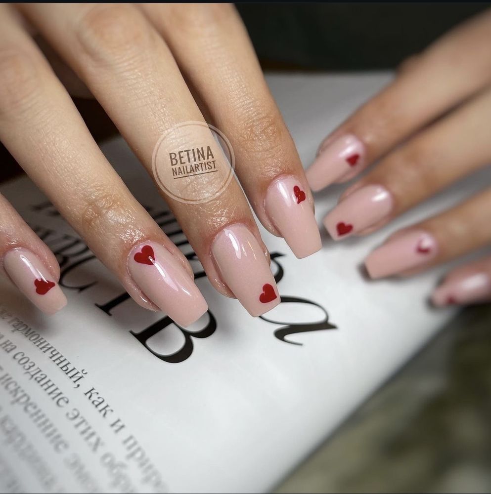 Betina Nail Studio Logo