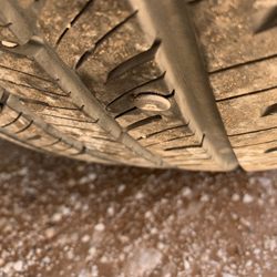 Rey’s Service Center and Wrecker Service - Screw in my tire