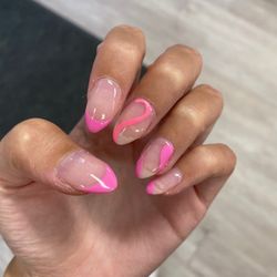 Lily Nails