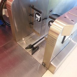 Cart escalator Cart escalator