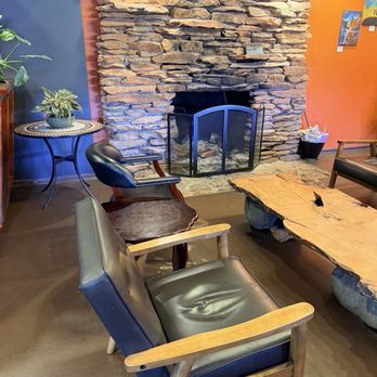 Firecreek Coffee - Inside seating - Coffee & Tea Near Me - Sedona, Arizona Firecreek Coffee - Inside seating - Coffee & Tea Near Me - Sedona, Arizona