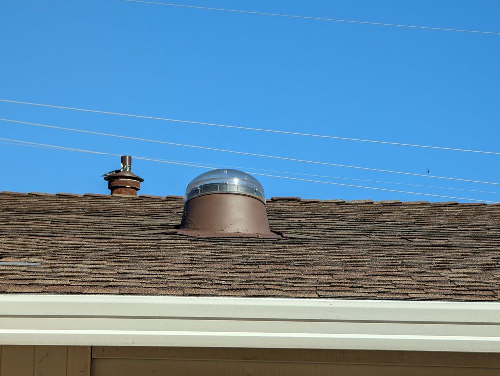 Slide of R E Roofing & Construction