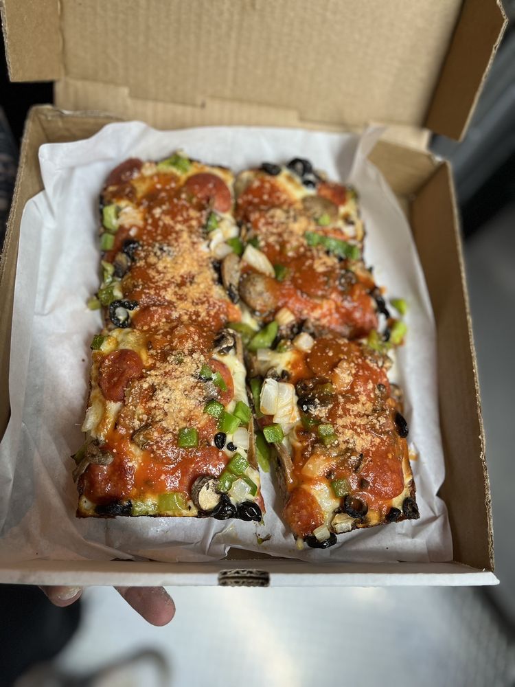 Bat City Pies, Austin Roadtrippers