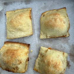Catania's Pizza - The heavenly & uniquely prepared calzones
