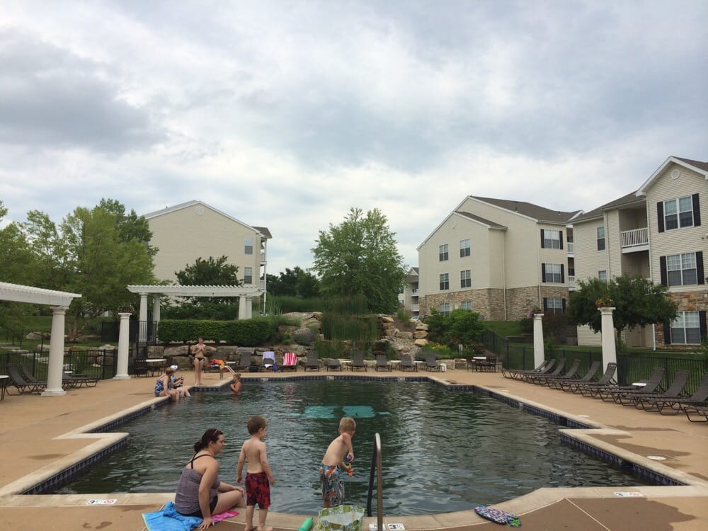 TURNBERRY PLACE APARTMENTS Updated September 2024 16 Reviews 100 Turnberry Pl, Saint