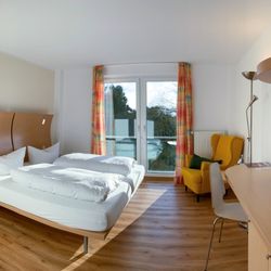 Gut Gremmelin - Superior-Zimmer mit Seeblick