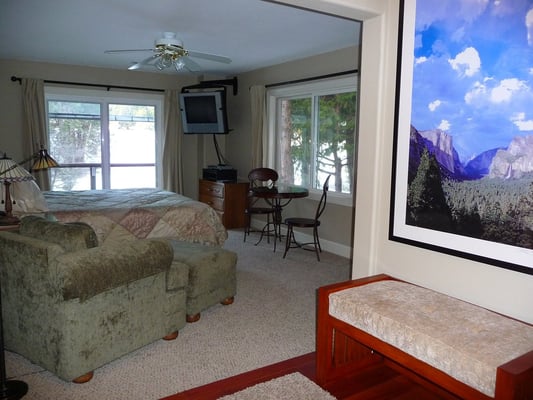 Yosemite Lodging at Big Creek Inn B&B by null