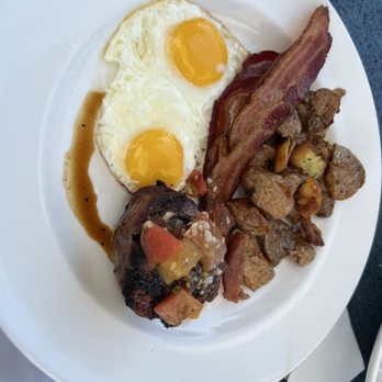 Las Brisas - Sunday pre selected brunch with filet upgrade - Mexican Near Me - Laguna Beach, California
