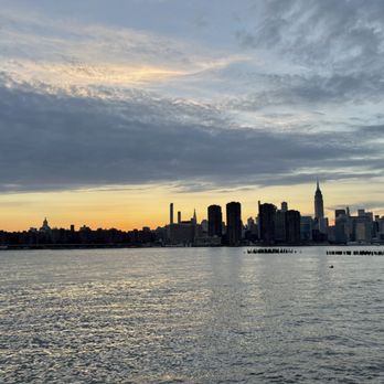 Brooklyn Waterfront - Local Flavor Near Me - New York, New York Brooklyn Waterfront - Local Flavor Near Me - New York, New York