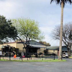 Traveler's World RV Community - Kids park and mini golf