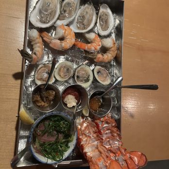 Legal C Bar - Dedham - Chilled seafood platter - Seafood Near Me - Dedham, Massachusetts Legal C Bar - Dedham - Chilled seafood platter - Seafood Near Me - Dedham, Massachusetts