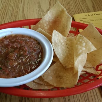 Mara's Grill - Complementary chips and salsa while my work lunch order to go is getting finished. - Mexican Near Me - Milwaukee, Wisconsin
