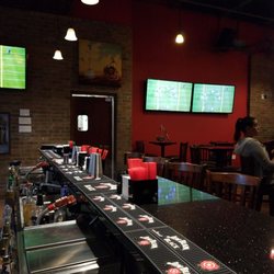Hizzy Restaurant Bar & Hookah Lounge