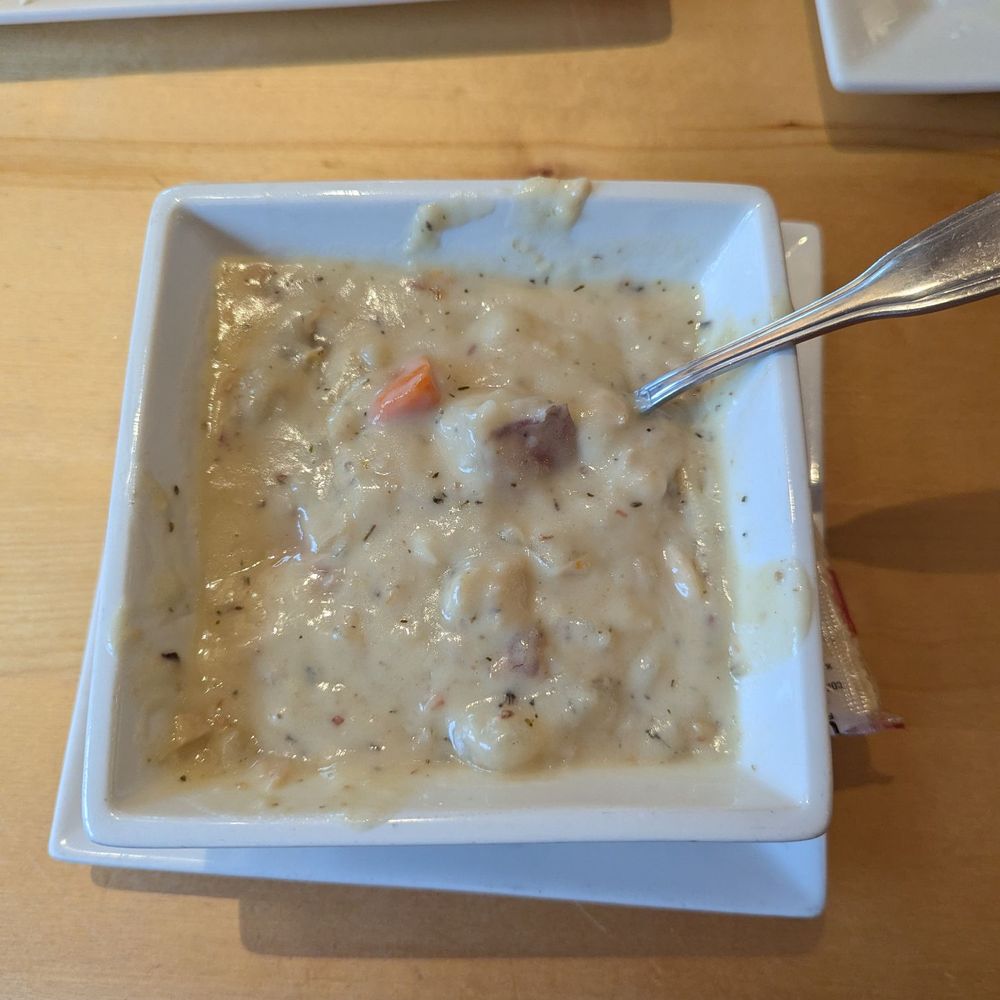 The Highliner Restaurant - Clam chowder bowl - Seafood Near Me - Seward, Alaska The Highliner Restaurant - Clam chowder bowl - Seafood Near Me - Seward, Alaska