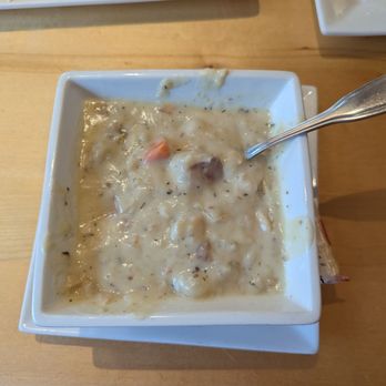 The Highliner Restaurant - Clam chowder bowl - Seafood Near Me - Seward, Alaska The Highliner Restaurant - Clam chowder bowl - Seafood Near Me - Seward, Alaska