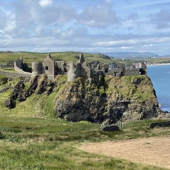 Paddywagon Tours - Castle - Tours Near Me - Dublin, D
