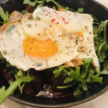 Medina Cafe - Fricassee - braised short ribs absolutely delicious - Breakfast & Brunch Near Me - Vancouver, British Columbia