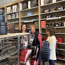 The Shops at Farmington Valley - Sur La Table shopping
