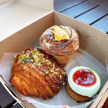 Del Sur Bakery & Cafe - Filipino Near Me - Chicago, Illinois Del Sur Bakery & Cafe - Filipino Near Me - Chicago, Illinois