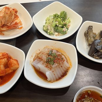 Jang Choong Dong - banchan - Korean Near Me - Niles, Illinois