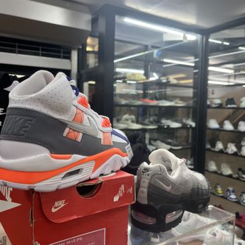 Sneaker Choice - Shoe Stores Near Me - Jamaica, New York Sneaker Choice - Shoe Stores Near Me - Jamaica, New York