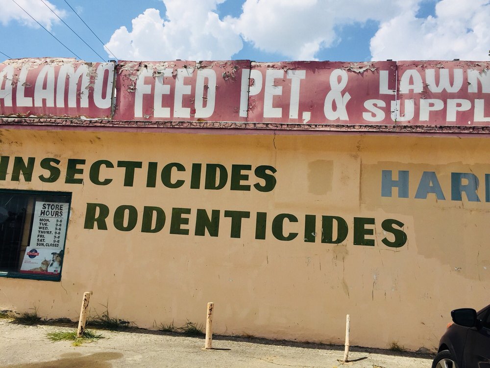 ALAMO FEED & PET SUPPLY Updated May 2024 10 Photos 2230 Blanco Rd