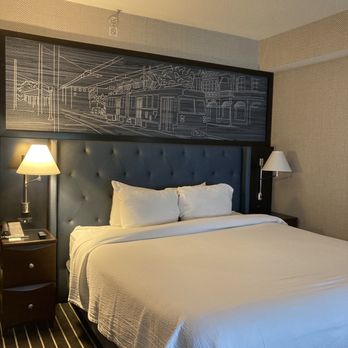 Courtyard by Marriott Boston Brookline - Bed - Hotels Near Me - Brookline, Massachusetts Courtyard by Marriott Boston Brookline - Bed - Hotels Near Me - Brookline, Massachusetts