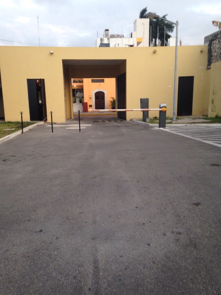 Estacionamiento Portales de Santa Lucia