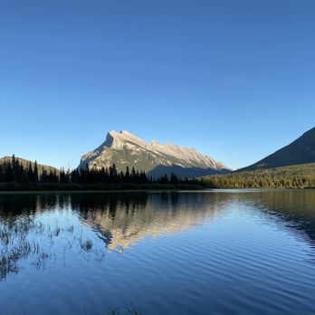 Vermilion Lakes - Lakes Near Me - Banff, Alberta