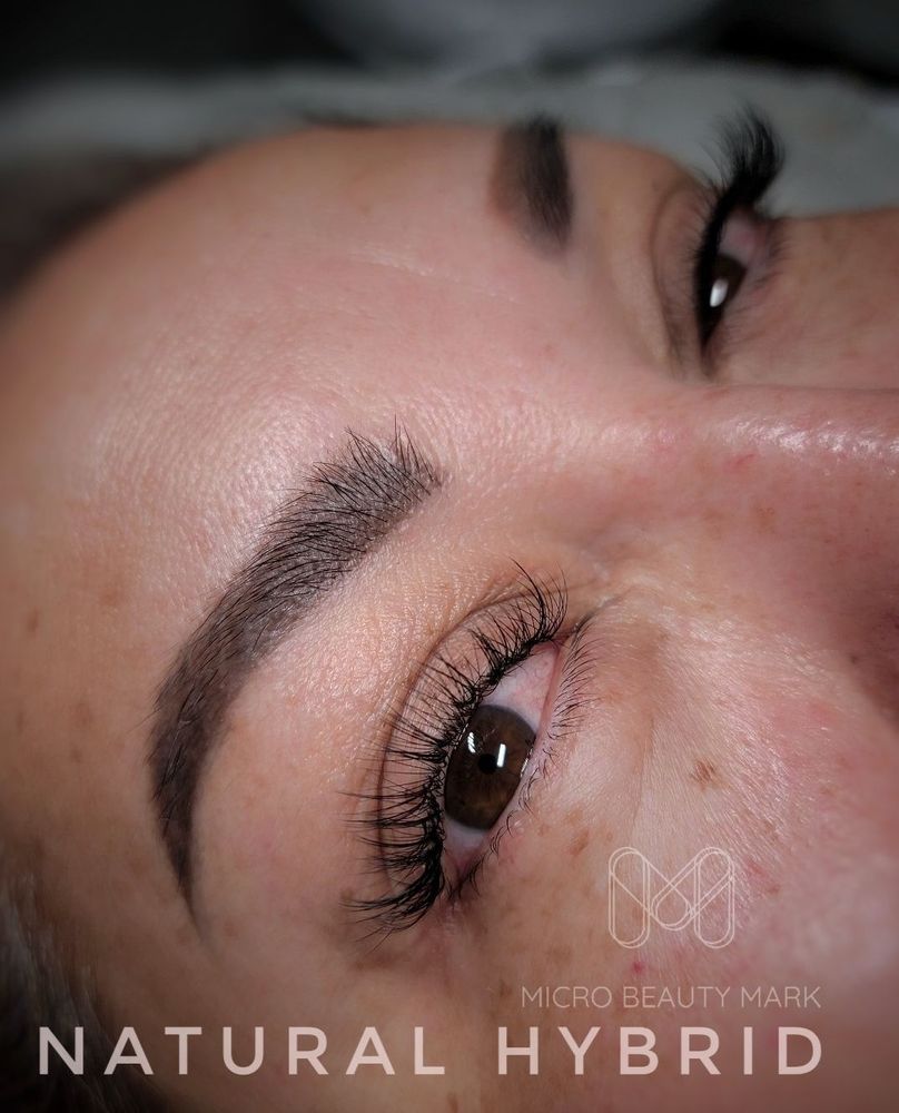 Micro Beauty Mark Logo