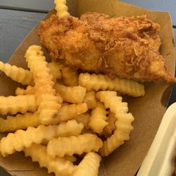 Texas Wing Haus - Kids chicken strips and fries $10