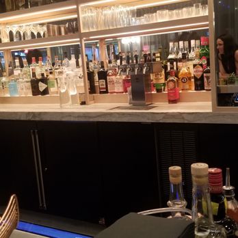 Fanny's - Bar with customer service - Cocktail Bars Near Me - Los Angeles, California Fanny's - Bar with customer service - Cocktail Bars Near Me - Los Angeles, California