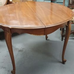 This and That Studio - This table can be purchased as is or given a makeover in your color choice.