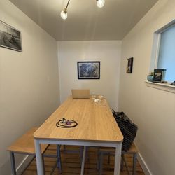 Caliche Coffee Bar & Ranch Road Roasters - Community table