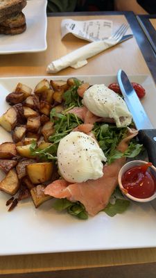 Uncommon Grounds by null