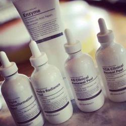 Shannon Elizabeth Eyebrow Artistry - Glo Skin Care Products