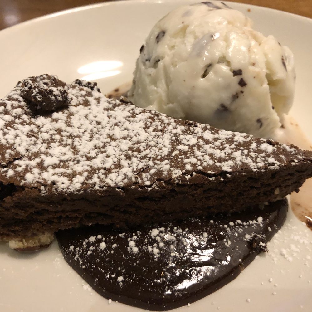 Moxies Dixon Road Restaurant - Flourless chocolate cake. - Canadian (New) Near Me - Etobicoke, Ontario