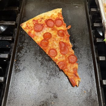 Slice House by Tony Gemignani - Put it on the griddle for 5min and it's the best pizza. - Pizza Near Me - Eastvale, California