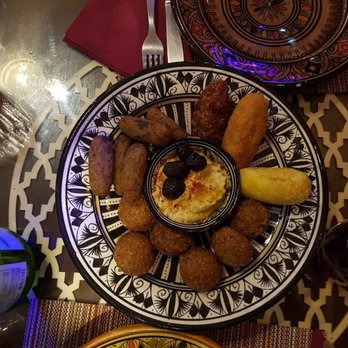 Amir - Antipasti con polpettine miste - Arabic Near Me - Naples, NA