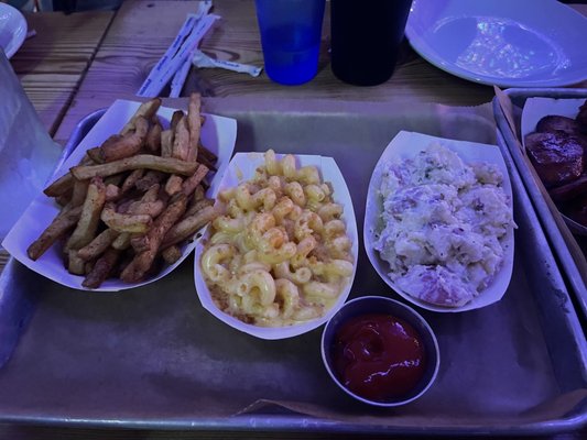 Batesy’s BBQ and Bar by null