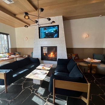Manhattan Beach Post - Lounge area - New American Near Me - Manhattan Beach, California Manhattan Beach Post - Lounge area - New American Near Me - Manhattan Beach, California
