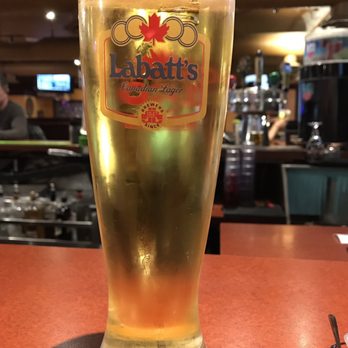 St. Louis Bar & Grill - 23oz domestic draft for $5.99 - Sports Bars Near Me - Toronto, Ontario