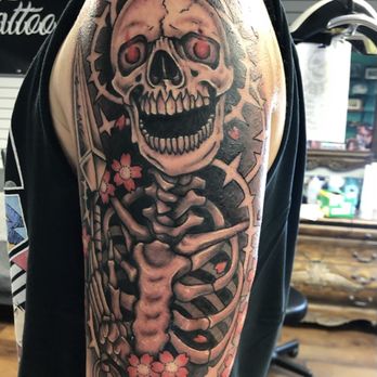 Illuminated Tattoo Studio - 2019 - Tattoo Near Me - Highland, Pennsylvania Illuminated Tattoo Studio - 2019 - Tattoo Near Me - Highland, Pennsylvania