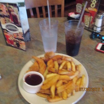 Bennigan's - American Near Me - Urbandale, Iowa