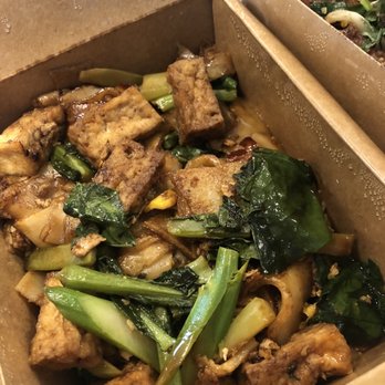 Noodle Hut - Pad see ew - Noodles Near Me - Edmonds, Washington Noodle Hut - Pad see ew - Noodles Near Me - Edmonds, Washington