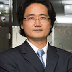 John Lee, MD-Lux Skin & Lasers