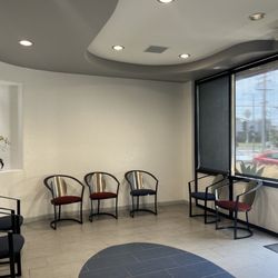 William E Ginzburg, DDS - Marina Family Dental - Waiting Area
